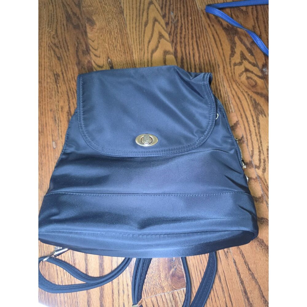 Black Travelon Women's Anti-Theft Tailored Backpack